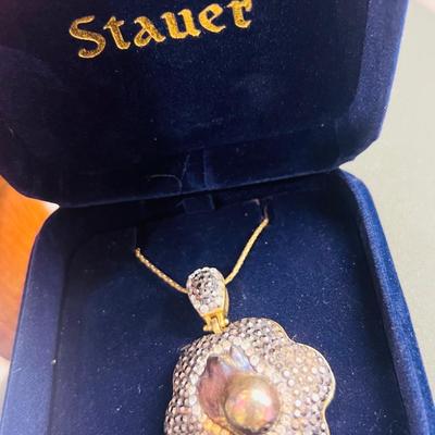 LARGE JEWELRY LOT~Peridot, Sterling, Glass & More