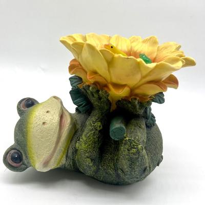 Must Love Frogs Lot