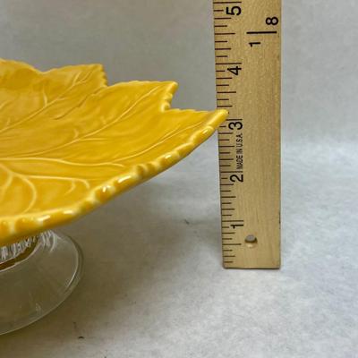 Leaf Shaped Ceramic Pedestal Dish