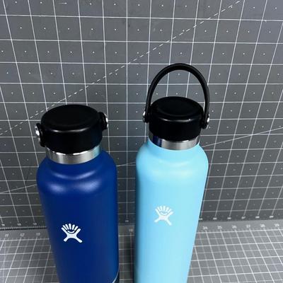 2 Hydro FLASK Water Bottles NEW 