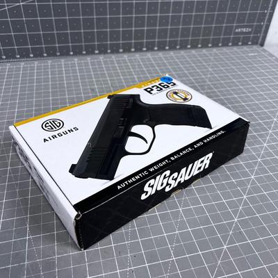 Sig Sauer P-365 Air Gun NEW 