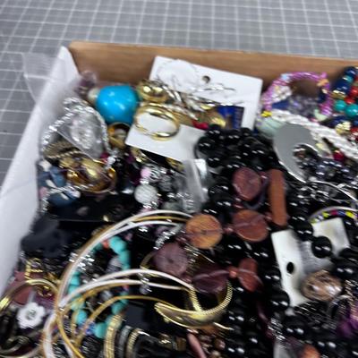 Tray Number 2 of Jewels 