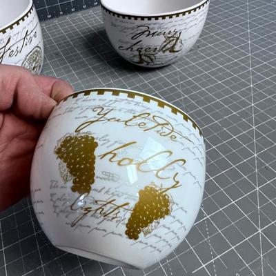 Set of Holiday Nesting Bowls 