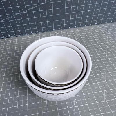 Set of Holiday Nesting Bowls 