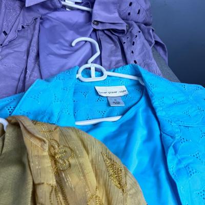 Mixed lot of Mostly Top Sets Matching Tank Underneath (7) 