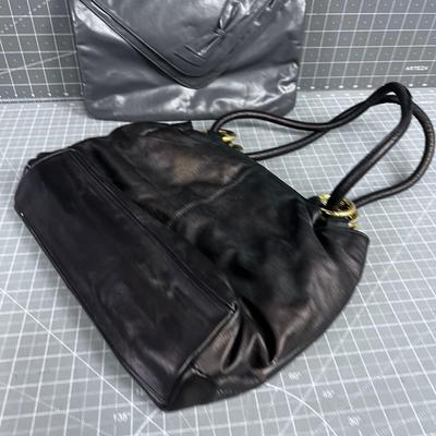 2 Purses 