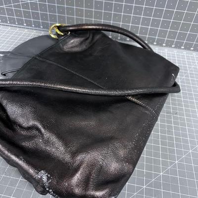2 Purses 