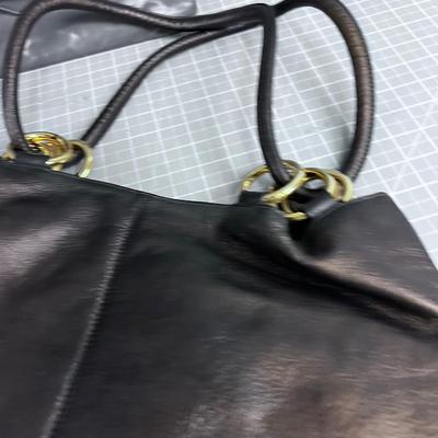 2 Purses 