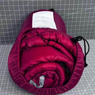 Ozark Trail Sleeping Bag, Red. 