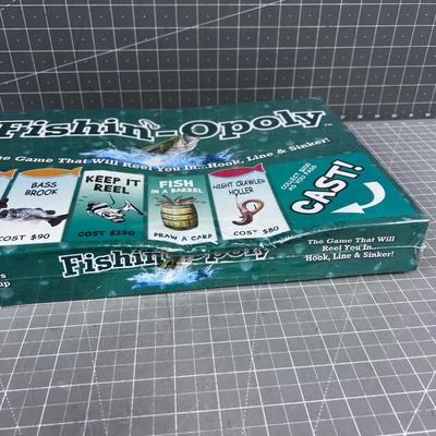 FISH-OPOLY   Game, NEW 