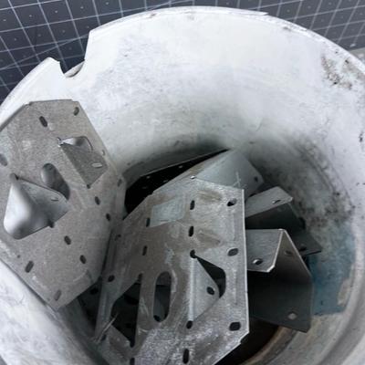 7 Angle Brackets NEW 