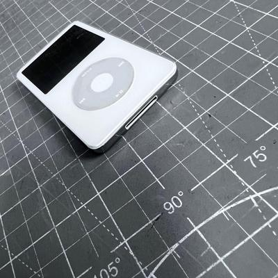 Apple IPOD 30 Gig 