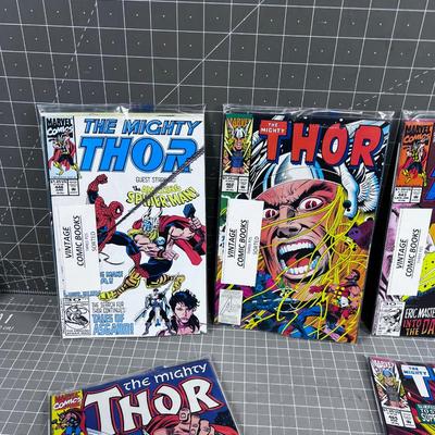 THOR The Comic (15) Groups of 3 Not opened. 