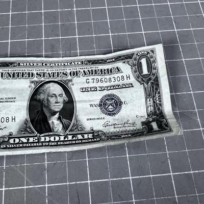 1935 E One Dollar Silver Certificate