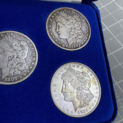 Collection of 5 Silver Dollars in Presentation CASE 