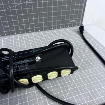 I-Bar 12 Plug Bar Surge Protector 