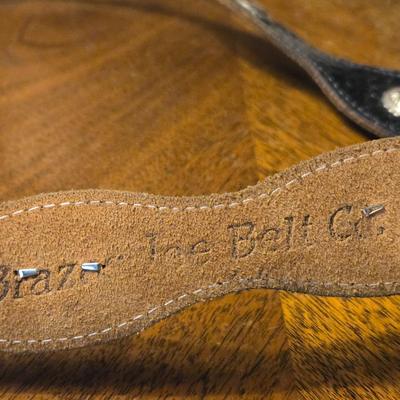 Ladie's Black Leather & Silver Concho Belt