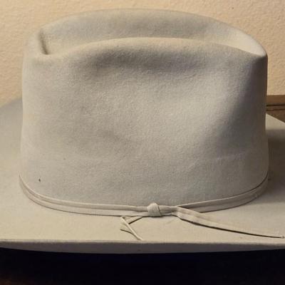 Resistol Diamond Horseshoe Cowboy Hat