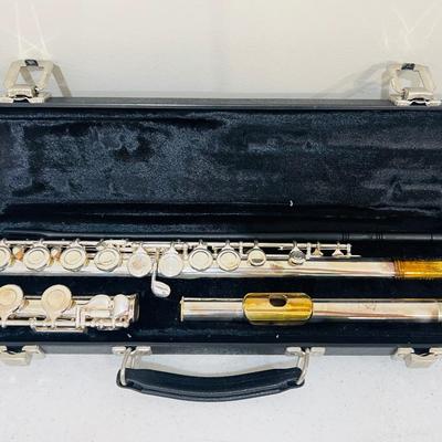 Gemeinhardt Flutes & 50 SERIES Lot Of 5 ~Read Details