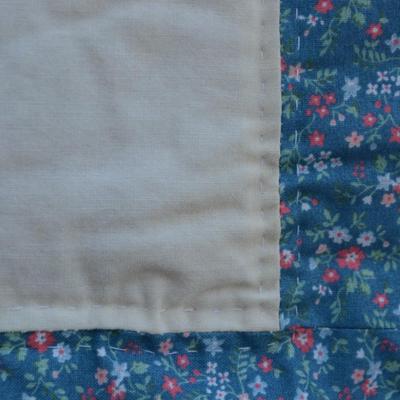 Hand Stitched Vintage Sunbonnet Sue Quilt Wall Hanging/Throw