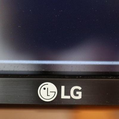 43" LG Flatscreen, 2021