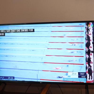 43" LG Flatscreen, 2021