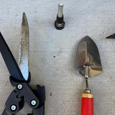 Garden Tool Lot