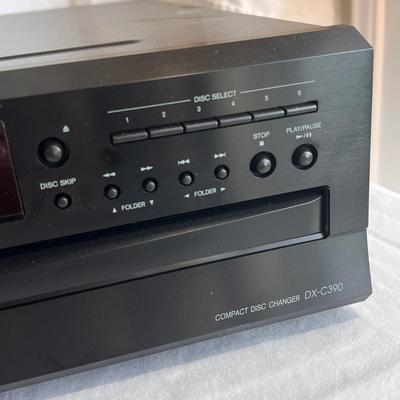 Onkyo and JVC Stereo Equipment (LR-DZ)