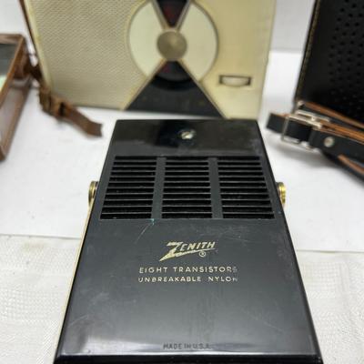 3 Vintage transitor radios