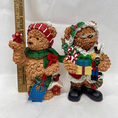 2 Christmas Bear Statues Figurines 9" tall Couple Boy & Girl