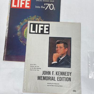2 pc Lot of Life Magazine