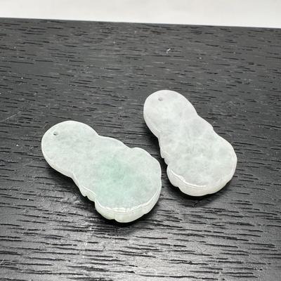 Pair of Jade Pendant of Guanyin