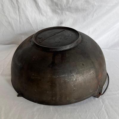 Cast Iron and Handmade Dough Bowl (MB-DZ)