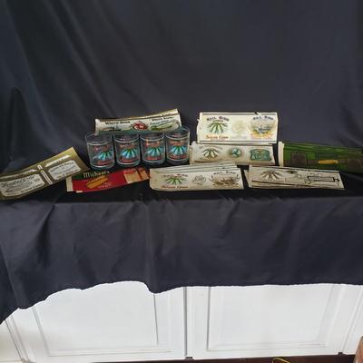 Vintage Corn Labels and Glasses (MB-KD)