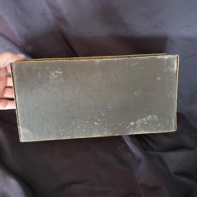 Vintage Vanity Set and More (MB-KD)