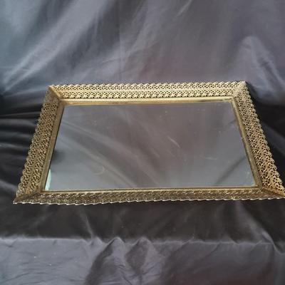 Vintage Vanity Set and More (MB-KD)