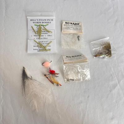 Artistic Hand Tied Fly Fishing Flies w/ Displays and more (MB-DZ)
