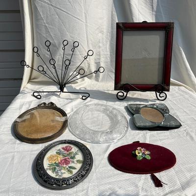 Assorted decor