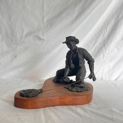“To Fight Again” by E.M. Fender Sculpture (MB-DZ)