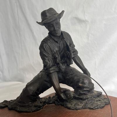 “To Fight Again” by E.M. Fender Sculpture (MB-DZ)