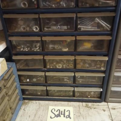 S242-Organizer with contents