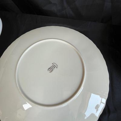 Assortment of vintage dinnerware