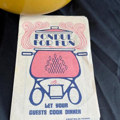 Awesome Fondue Set NIB