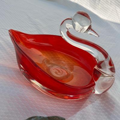 Vintage swan decor
