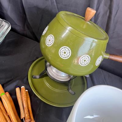 Fondue pot & baking glass