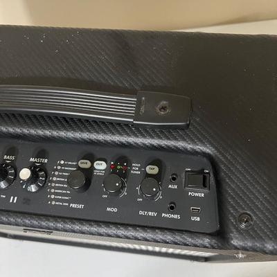 FENDER ~ Mustang II ~ Amplifier