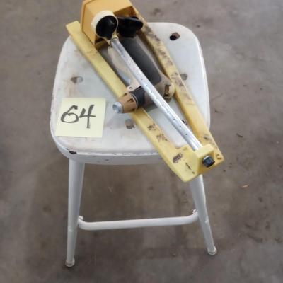 G4-Sprinkler & stool