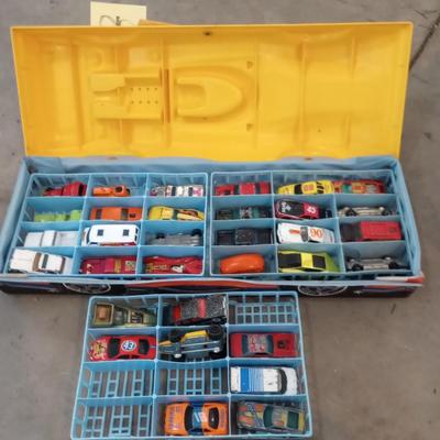 G8-Matchbox cars + case
