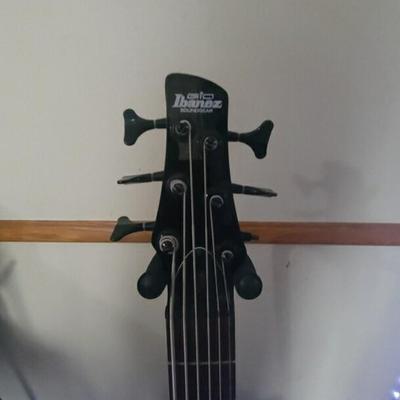 Ibanez GSR206B Gio 6- String Bass Guitar Walnut Flat