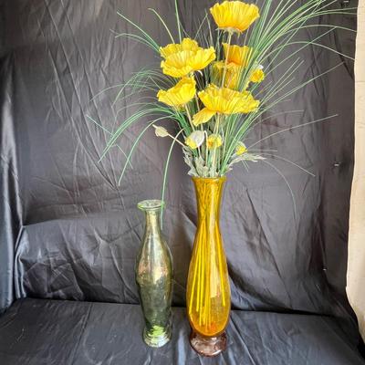 Stretch glass vases